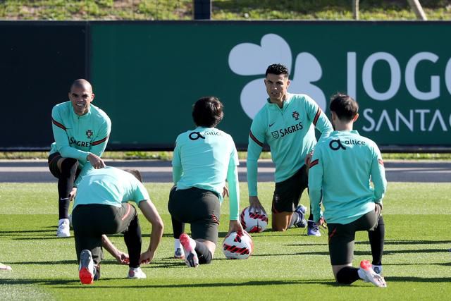 Audio Vivid是由UWA联盟与AVS联合制定，先进的元数据系统兼容AMD国际标准且可灵活扩展，确保还原创作者的创作意图